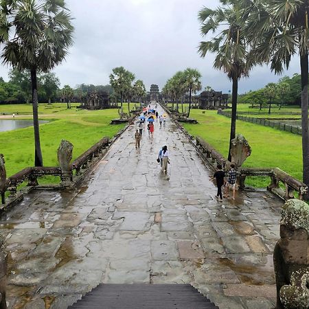 The Privilege Floor By Lotus Blanc Siem Reap Bagian luar foto