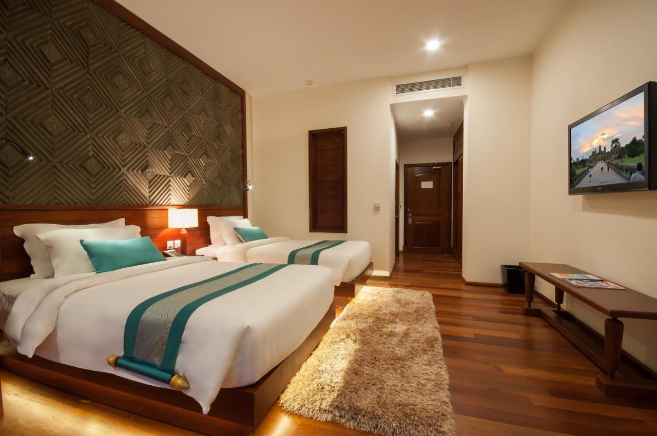 The Privilege Floor By Lotus Blanc Siem Reap Bagian luar foto