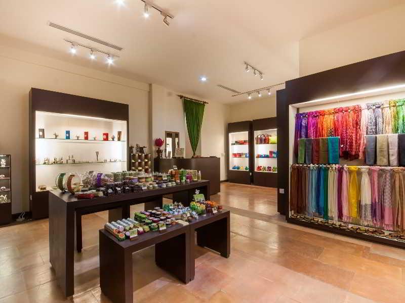 The Privilege Floor By Lotus Blanc Siem Reap Bagian luar foto