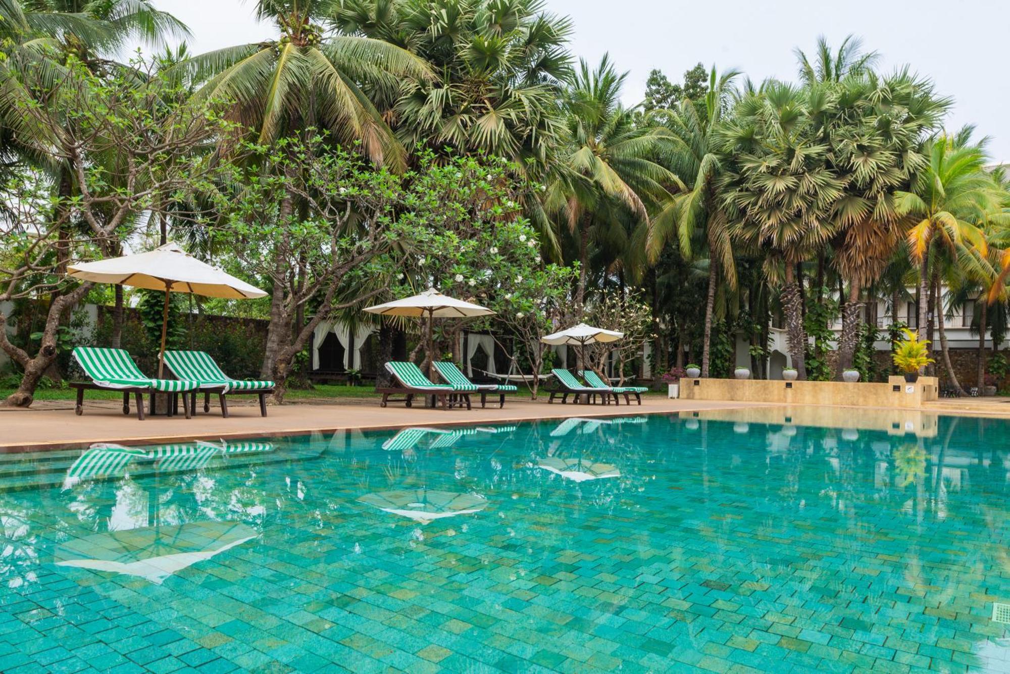 The Privilege Floor By Lotus Blanc Siem Reap Bagian luar foto